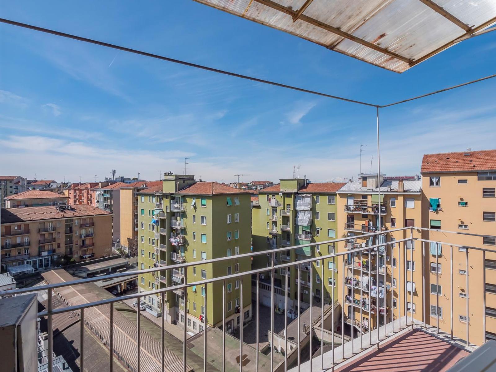 Xenia - Newly Renovated Milán